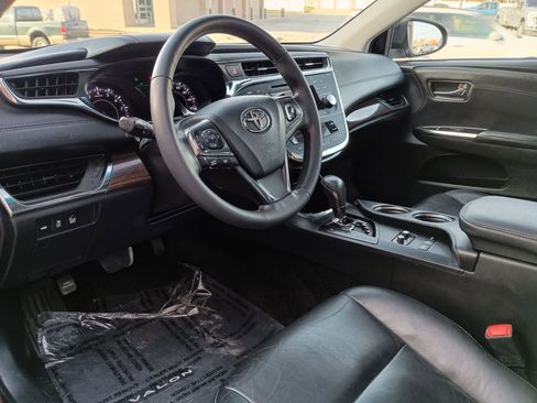 Used 2013 Toyota Avalon XLE Touring FWD image 13