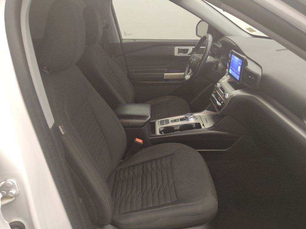 Used 2021 Ford Explorer XLT RWD image 21