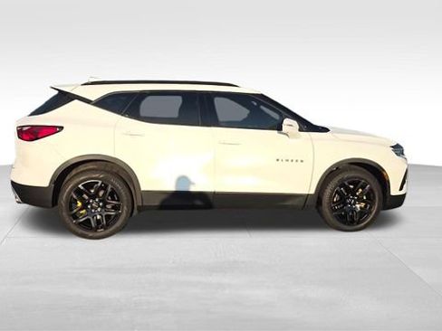 Certified 2022 Chevrolet Blazer LT w/ Sound & Technology Package AWD/4WD image 2