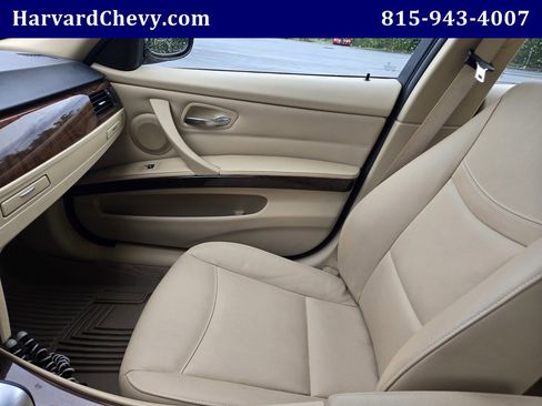 Used 2011 BMW 328i xDrive Sedan AWD/4WD image 13