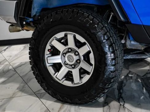 Used 2007 Toyota FJ Cruiser 4WD w/ Upgrade Pkg 2 image 48