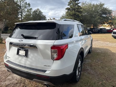 Used 2023 Ford Explorer Limited image 15