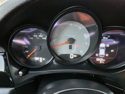 Used 2017 Porsche Macan S AWD/4WD image 32