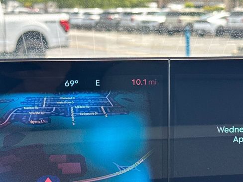 New 2026 Lincoln Navigator Reserve w/ Jet Appearance Package AWD/4WD image 18