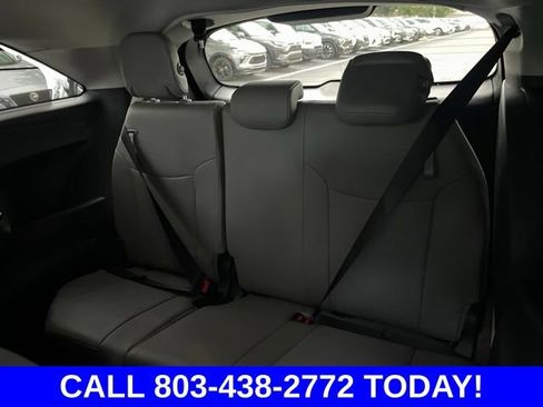 Used 2026 Toyota Sienna XLE FWD image 15