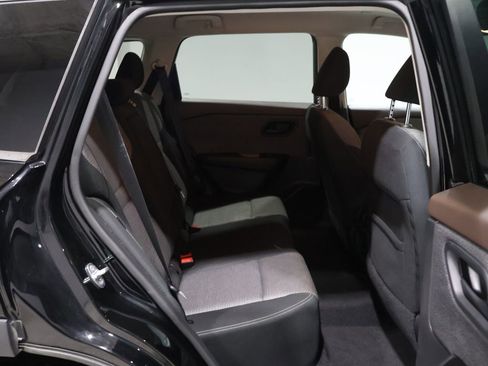 Used 2022 Nissan Rogue S image 20