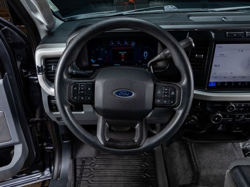 Used 2023 Ford F250 XLT w/ XLT Premium Package image 15