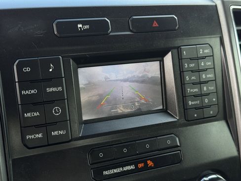 Used 2015 Ford F150 XLT w/ Equipment Group 301A Mid image 32