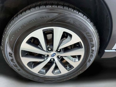 Used 2023 Subaru Outback Premium image 29