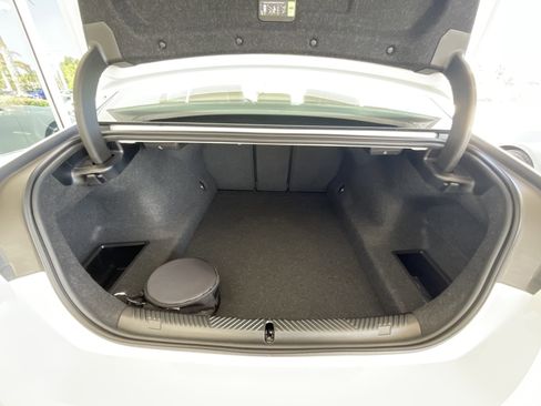 New 2026 BMW 540i xDrive w/ M Sport Package image 33