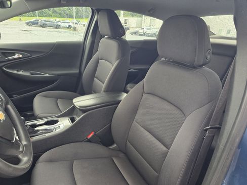 Used 2024 Chevrolet Malibu LT FWD image 13