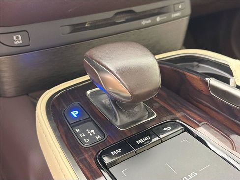 Used 2020 Lexus LS 500 w/ Interior Upgrade Package RWD image 16
