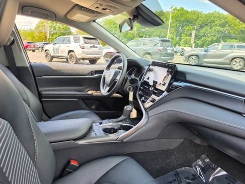 Used 2024 Toyota Camry SE w/ Cold Weather Package AWD/4WD image 11