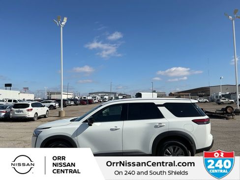 New 2026 Nissan Pathfinder S image 8