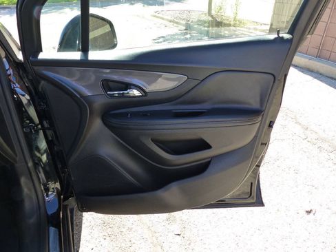 Used 2020 Buick Encore Preferred w/ Safety Package FWD image 40