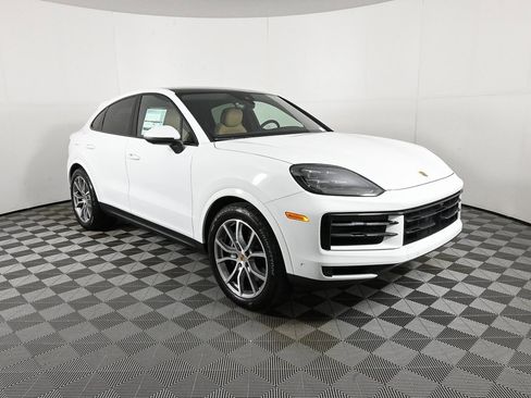 New 2026 Porsche Cayenne Coupe image 31