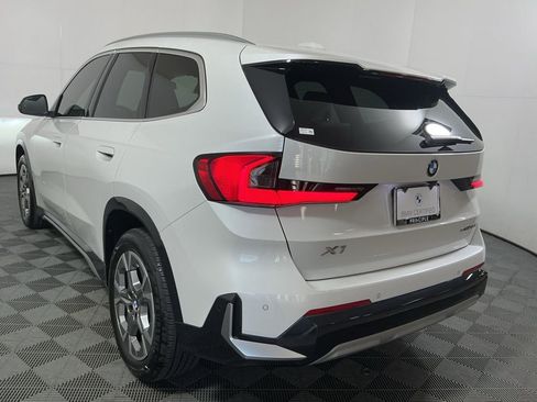 Certified 2025 BMW X1 xDrive28i w/ Convenience Package image 7