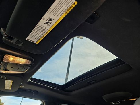 Used 2024 Dodge Durango GT image 21