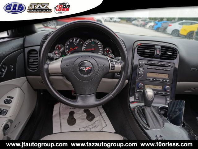 Used 2008 Chevrolet Corvette Coupe w/ Preferred Equipment Group RWD image 14