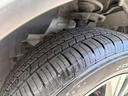 Used 2023 Nissan Rogue SV w/ SV Premium B Package image 13