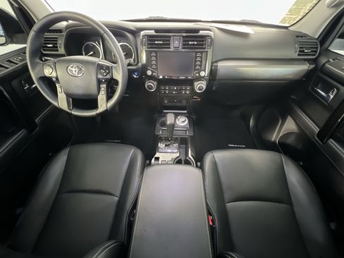 Used 2020 Toyota 4Runner Nightshade image 33