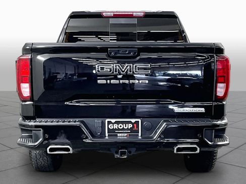 Used 2023 GMC Sierra 1500 Elevation w/ Elevation Premium Package AWD/4WD image 5