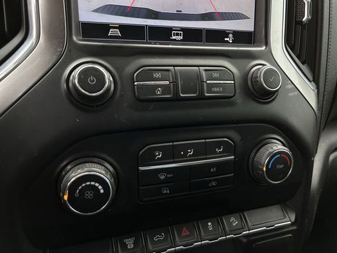 Used 2021 Chevrolet Silverado 2500 LT w/ Z71 Off-Road Package image 17