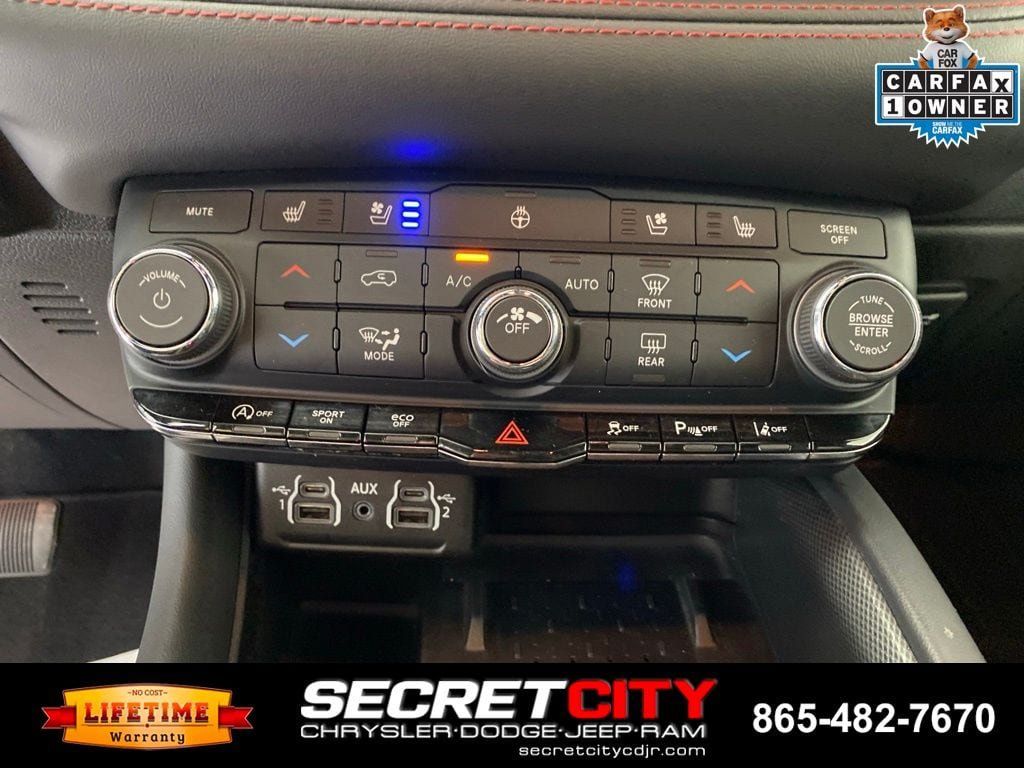 Used 2025 Dodge Durango GT AWD/4WD image 22