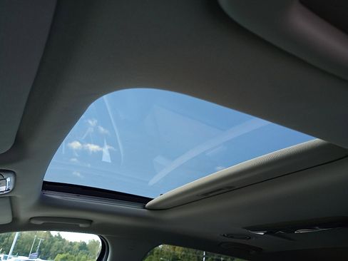 New 2025 Kia Telluride S image 10