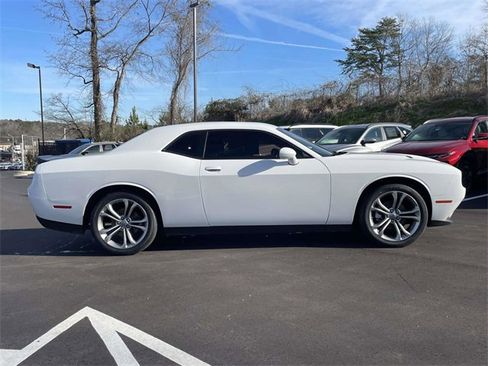 Used 2022 Dodge Challenger SXT w/ Blacktop Package image 2