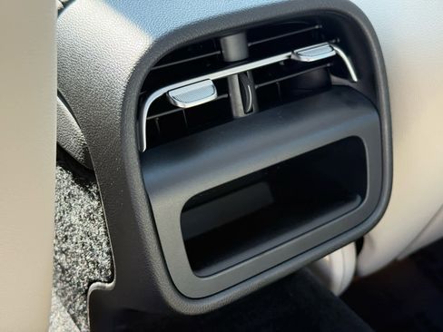 Used 2026 Mercedes-Benz E 350 4MATIC Sedan image 30