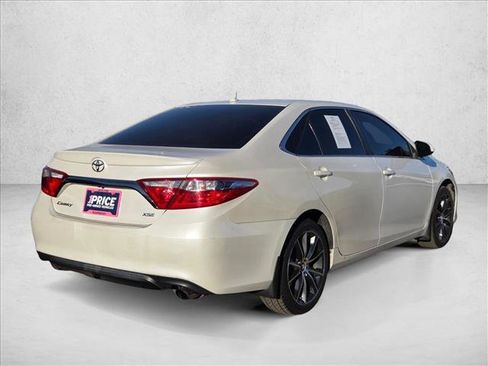 Used 2016 Toyota Camry XSE image 5