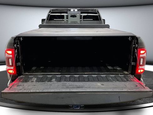Used 2024 RAM 3500 Laramie w/ Towing Technology Group AWD/4WD image 7