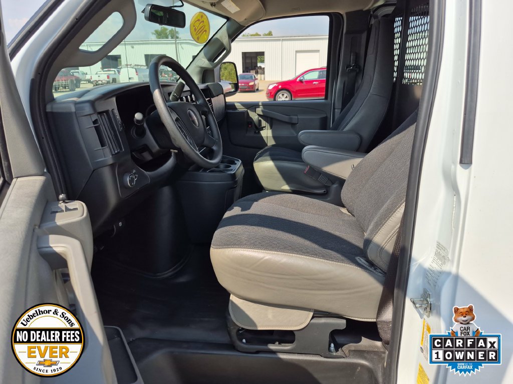 Certified 2025 GMC Savana 2500 w/ Driver Convenience Package RWD image 9