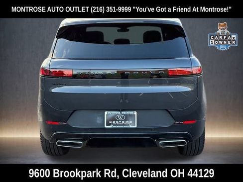 Used 2025 Land Rover Range Rover Sport SE image 6