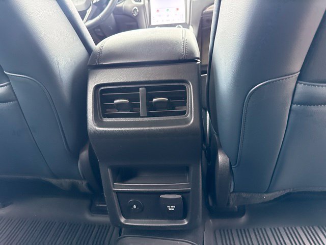 Certified 2022 Ford Edge SEL w/ Sport Appearance Package AWD/4WD image 33