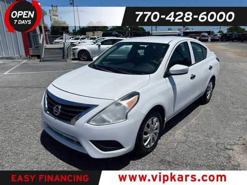Used 2018 Nissan Versa S Plus FWD image 1