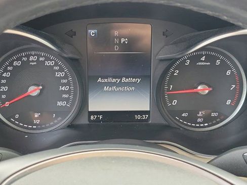 Used 2016 Mercedes-Benz GLC 300 4MATIC image 34