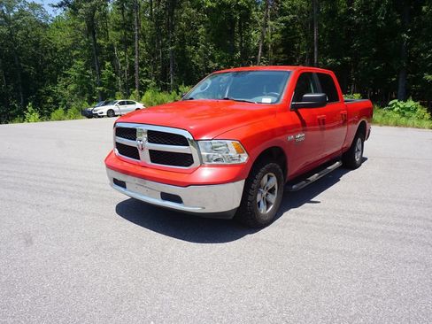 Used 2019 RAM 1500 Classic SLT AWD/4WD image 21