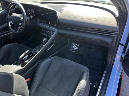 Used 2025 Hyundai Elantra N image 12