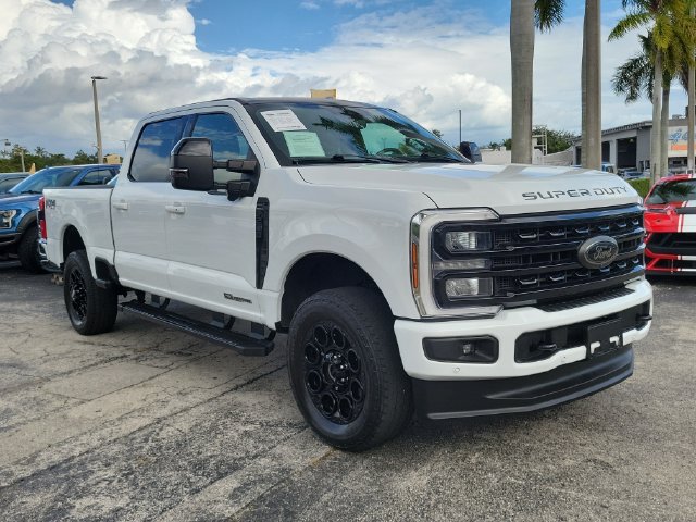 Used 2024 Ford F250 Lariat w/ Lariat Ultimate Package AWD/4WD image 2