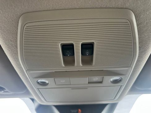 New 2025 Nissan Kicks SR w/ SR Premium Package image 30