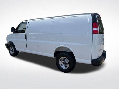 New 2026 GMC Savana 2500 w/ Driver Convenience Package RWD image 3