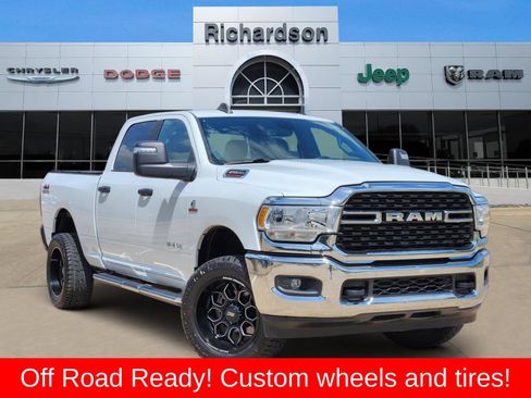 Used 2024 RAM 2500 Big Horn AWD/4WD image 1
