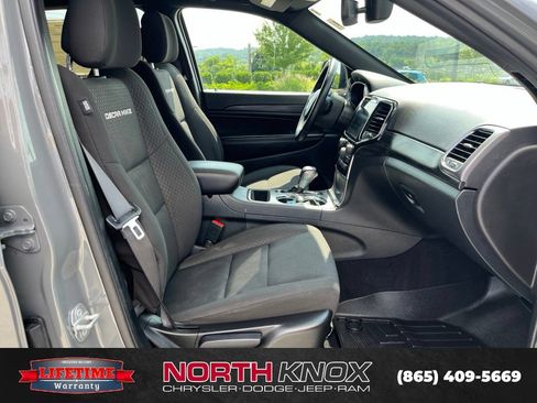 Used 2021 Jeep Grand Cherokee Freedom Edition AWD/4WD image 24