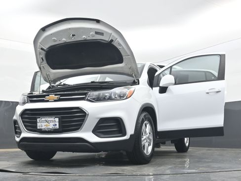 Used 2021 Chevrolet Trax LS w/ Tint and Cruise Package FWD image 39