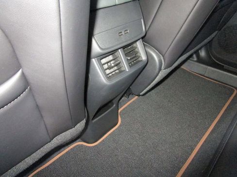 New 2026 GMC Terrain AT4 w/ Technology Package II AWD/4WD image 19