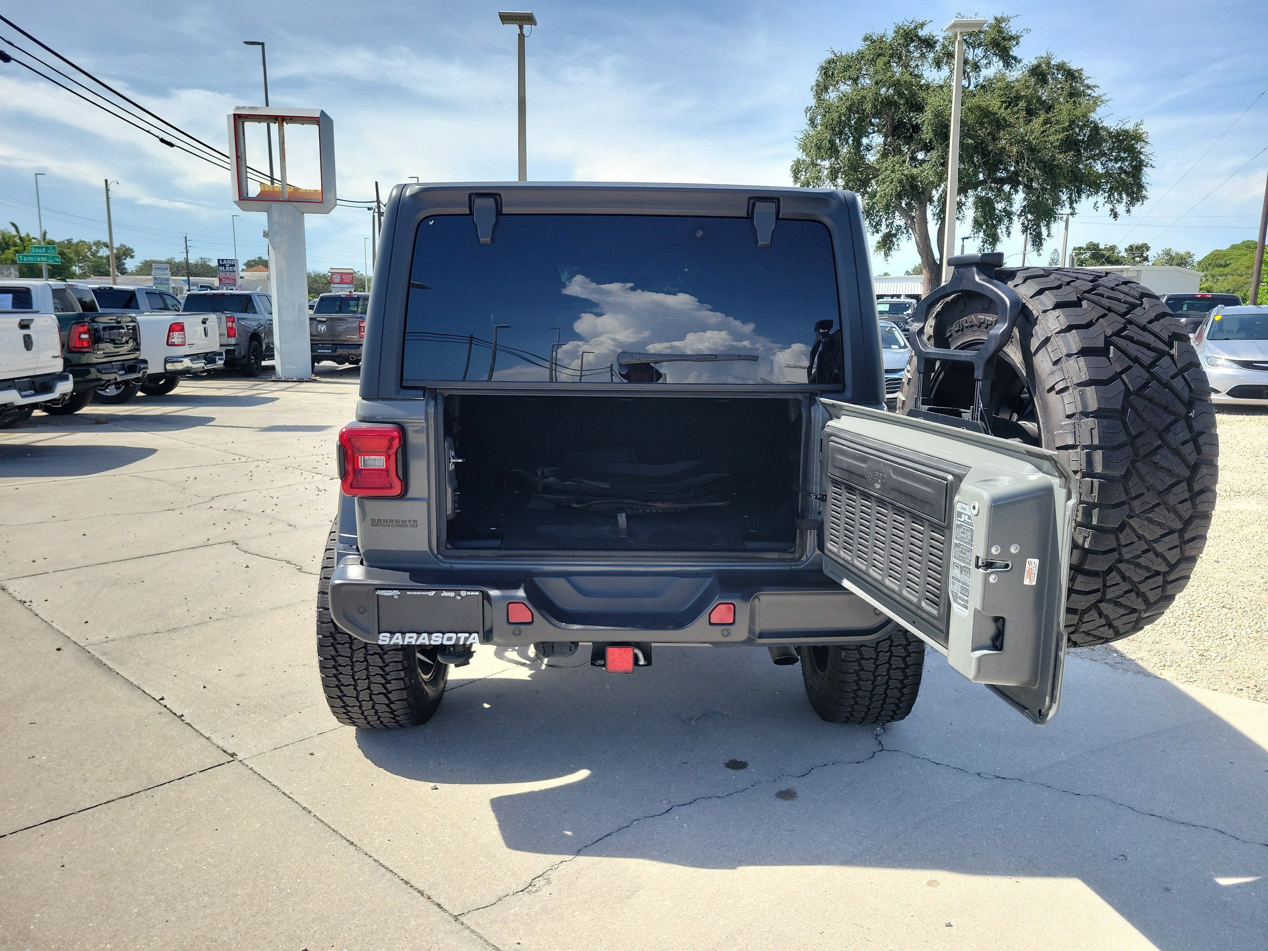 Used 2019 Jeep Wrangler Unlimited Sport S AWD/4WD image 10