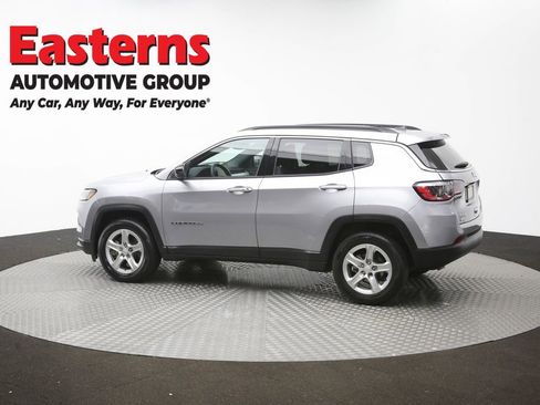 Used 2024 Jeep Compass Latitude AWD/4WD image 58
