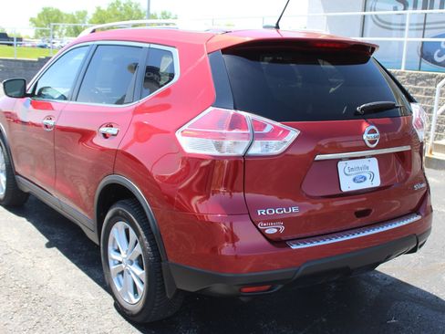 Used 2015 Nissan Rogue SV AWD/4WD image 4